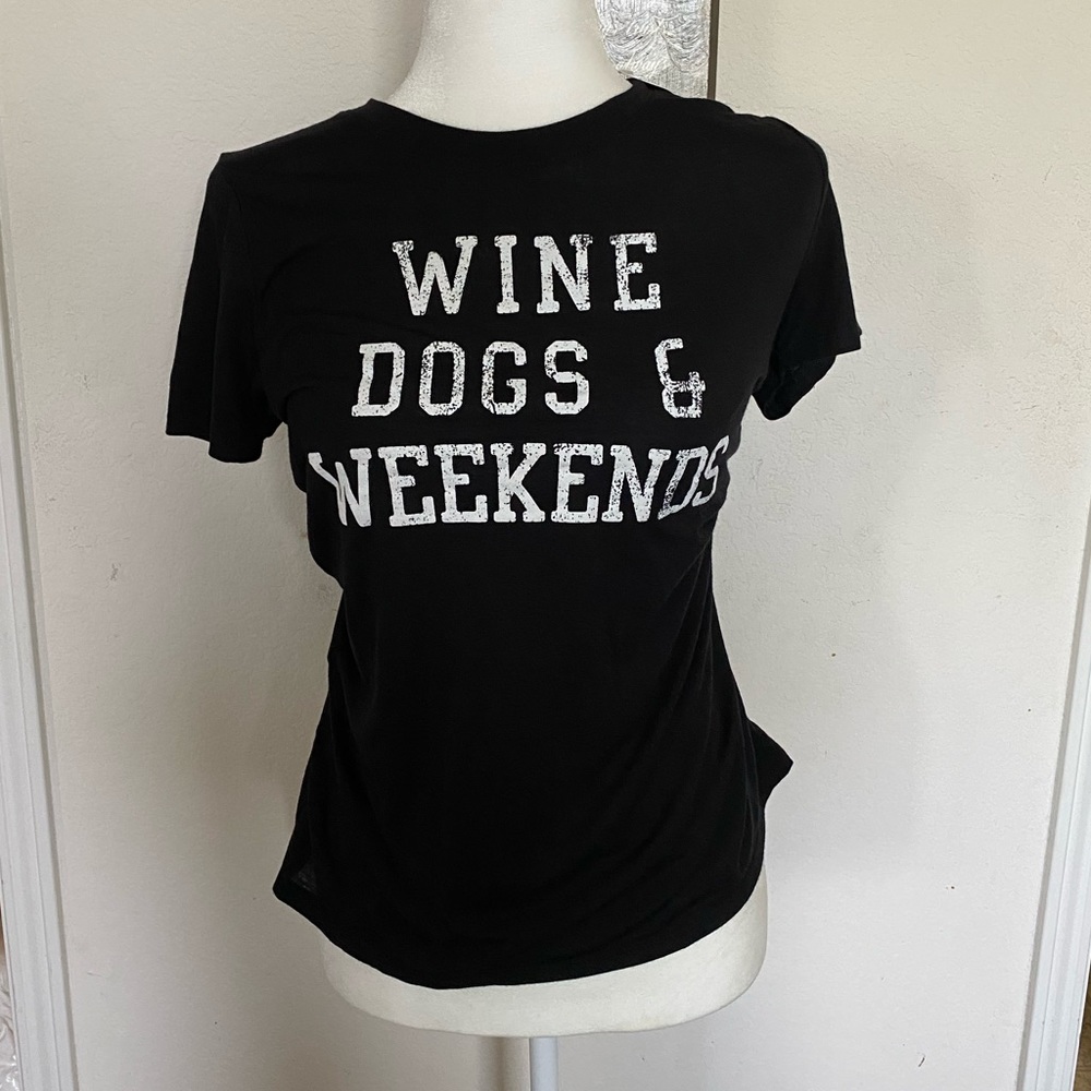 3/$15🌼 Wine Dog Weekend - NWT